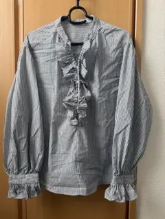 【OPAQUE.CLIP】フリル付きストライプ長袖シャツ