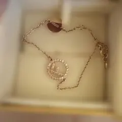 大晦日限定お値段　FENDI ロゴブレスレット　箱　紙袋