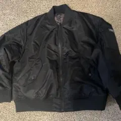 GU リバーシブルブルゾン