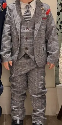 定価5,478円！半額！男の子　フォーマルスーツ　結婚式