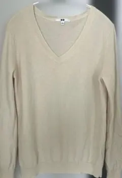 ユニクロ カシミヤ　Vネックセーター Lサイズ