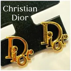 Christian Diorディオール　トロッター　ロゴピアス　❤︎