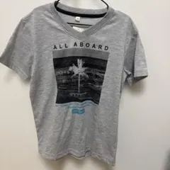 グレー Vネック Tシャツ 130サイズ