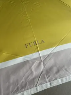 FURLA 雨傘 イエロー ベージュ バイカラーのサムネイル