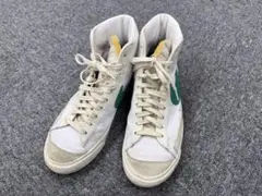 NIKE BLAZER MID '77 VINTAGE