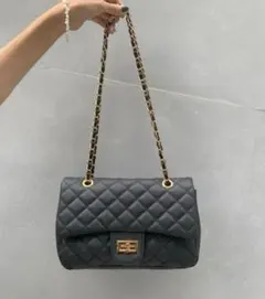 E&C closet… キルティングチェーンバッグ