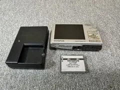 Item thumbnail for item bd543305-2f9c-401c-aed7-5d420dc71a7d