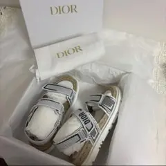 Dior スポーツサンダル ホワイト新品未使用　39 ディオール　ラフィアのサムネイル