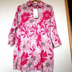 ●新品タグ付き　マカナナキャシー　キャシー中島花柄ストレッチシャツチュニック