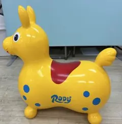 Rody ロディ 乗用玩具 イエロー 水玉