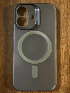 ESR Zero series iPhone16 ケース