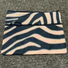 Item thumbnail for item f4ad6a3f-6c0d-45de-9e7e-933322c31645