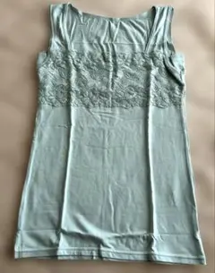 タンクトップ　レディース　新品 M