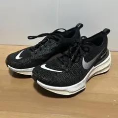 NIKE INVINCIBLE RUN 3 ブラック