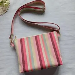 ショルダーバッグ　コンパクト　キャスキッドソン　ハンドメイド