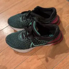 NIKE FLYKNIT REACT インフィニティラン3