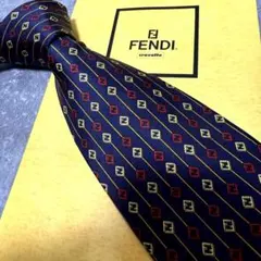 【未使用級✨️×現行タグ】フェンディ FENDI ズッカ 茶 ストライプネクタイ 未使用級✨️×現行タグ】フェンディ FENDI ズッカ 茶 ストライプ