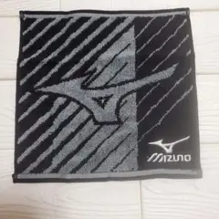 Mizuno タオルハンカチ 黒・灰色