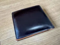 ココマイスター マイスターコードバン ラスティング 二つ折り 箱・保存袋付のサムネイル