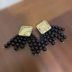 H&M イヤリング 大ぶり フリンジデザイン 黒ビーズ