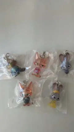 ズートピア2 めじるしアクセサリー コンプリートセット　チャーム　ガチャ　コンプ