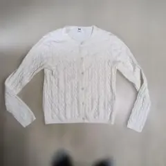 UNIQLO オフホワイト ケーブル編み カーディガン Mサイズ