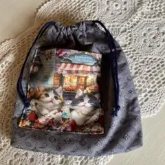 手作り巾着袋❣️猫ちゃんポケット付き❣️