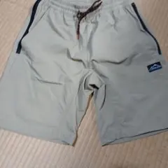 ベージュ ショートパンツ ウエストゴム