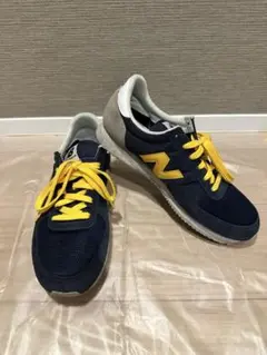 New Balance220 ネイビー/イエロー