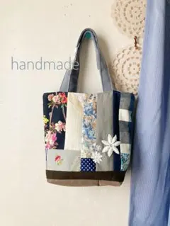 ハンドメイド　パッチワーク　ミニトートバッグ　お散歩バッグ　ブルー花柄