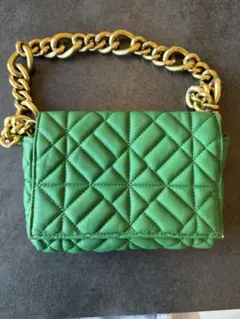 ZARAキルティング ショルダーバッグ