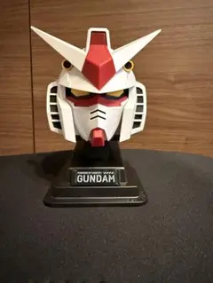 CASETiFY GUNDAM ヘッド型ケースのサムネイル