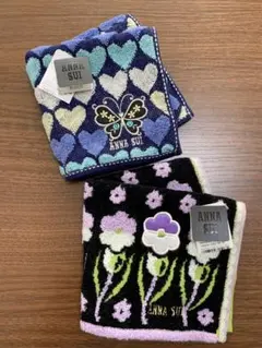 【新品・未使用タグ付き】ANNA SUIタオルハンカチ（2枚セット）