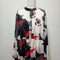 【Cヤード】ロングワンピース（フリー）総柄 長袖 体型カバー