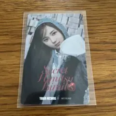 tripleS ∞！1st EP タワレコ特典ステッカー　ジウ　初期傷あり