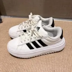 【tomotomo様専用】adidas 厚底スニーカー ホワイト/ブラック