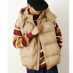 ロデオクラウンズ　フード付きダウンベスト