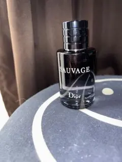 Dior SAUVAGE オードトワレ 60ml 香水 残85% - メルカリ