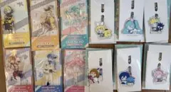 ピアプロ 初音ミク サンリオ ファミマ アクスタ アクキー 全12種コンプセット
