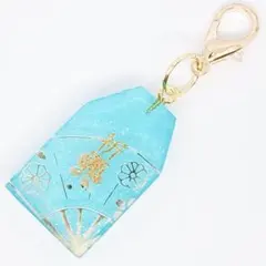 NO.84　レジン　桜　御守り風　ブルー　チャーム