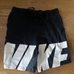 NIKE ショートパンツ 黒 Mサイズ