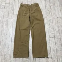 UNIQLO レギュラーフィットチノパン