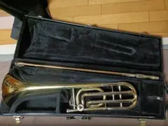 CONN 16H DIRECTOR B♭ テナートロンボーン マウスピース付き - メルカリ