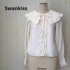 スワンキス Swankiss キルティングカラー ブラウス ホワイト フリルのサムネイル