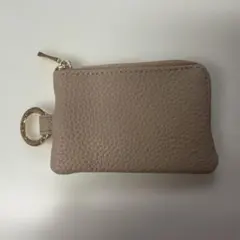 ベージュ レザー調 キーケース