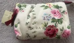 【新品タグ付き】ローラアシュレイ＊花柄ポーチ＊コスメポーチ＊ギフトに！のサムネイル