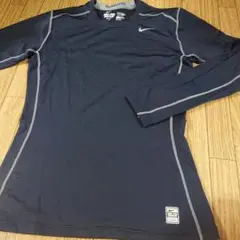 Nike Pro Combat Dri-FIT裏起毛インナーシャツ紺