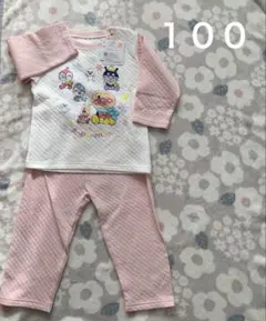 【新品未使用】アンパンマン　パジャマ　１００　ワッフル