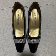美品　イヴサンローラン YSL パンプス 黒 ビンテージのサムネイル