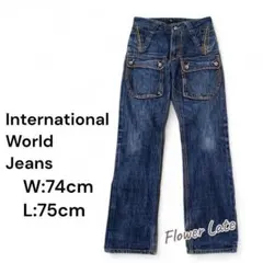 Item thumbnail for item 61622d50-c8c8-4ef1-b405-98be718bcb15